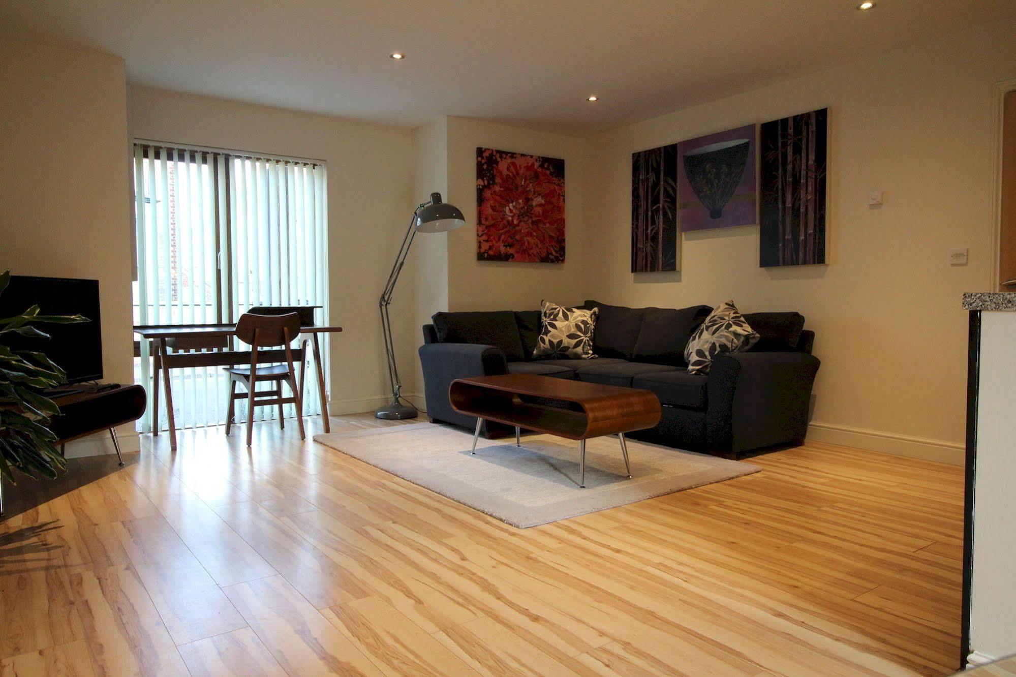 Lux Living Apartments - Alpha Apartments Cambridge  Luaran gambar
