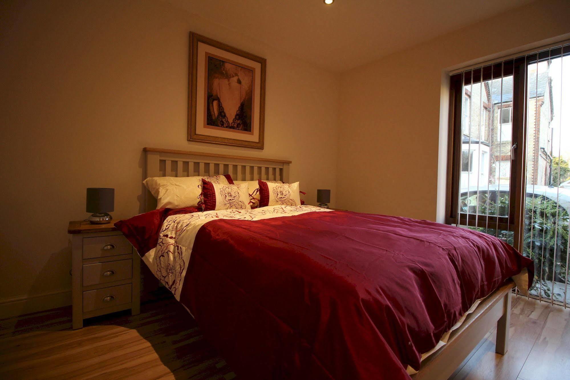 Lux Living Apartments - Alpha Apartments Cambridge  Luaran gambar