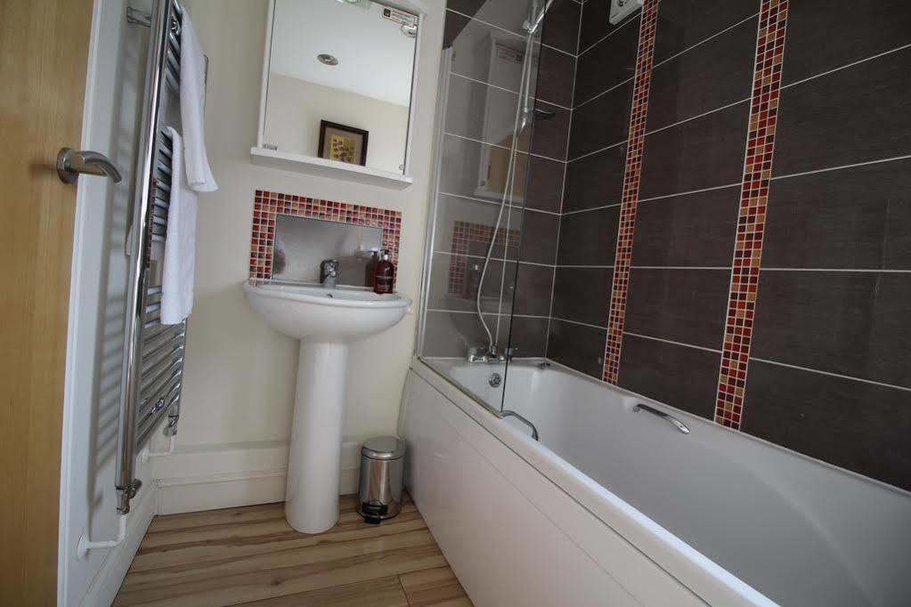 Lux Living Apartments - Alpha Apartments Cambridge  Luaran gambar